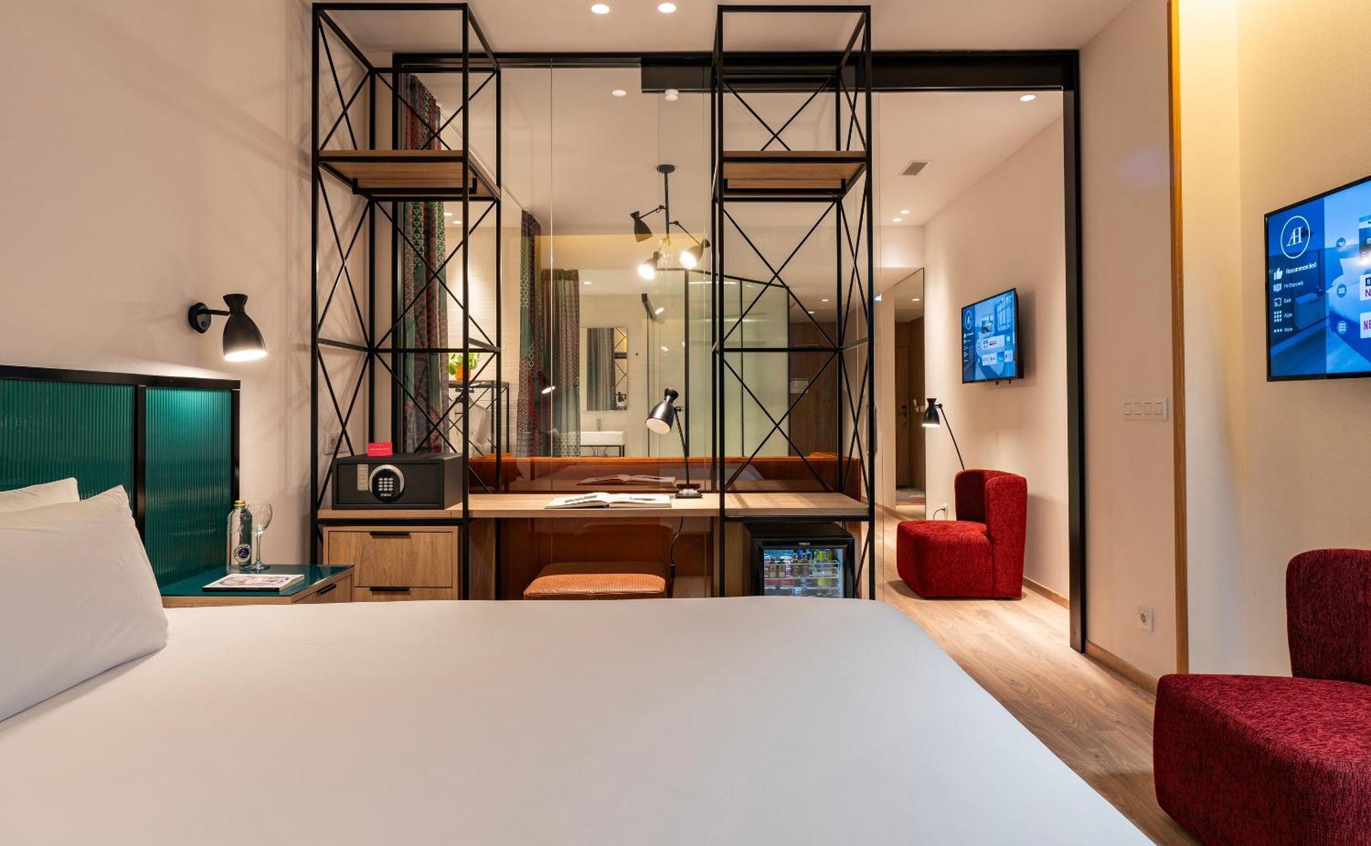 Axel Hotel Bilbao - Adults Only Exterior photo