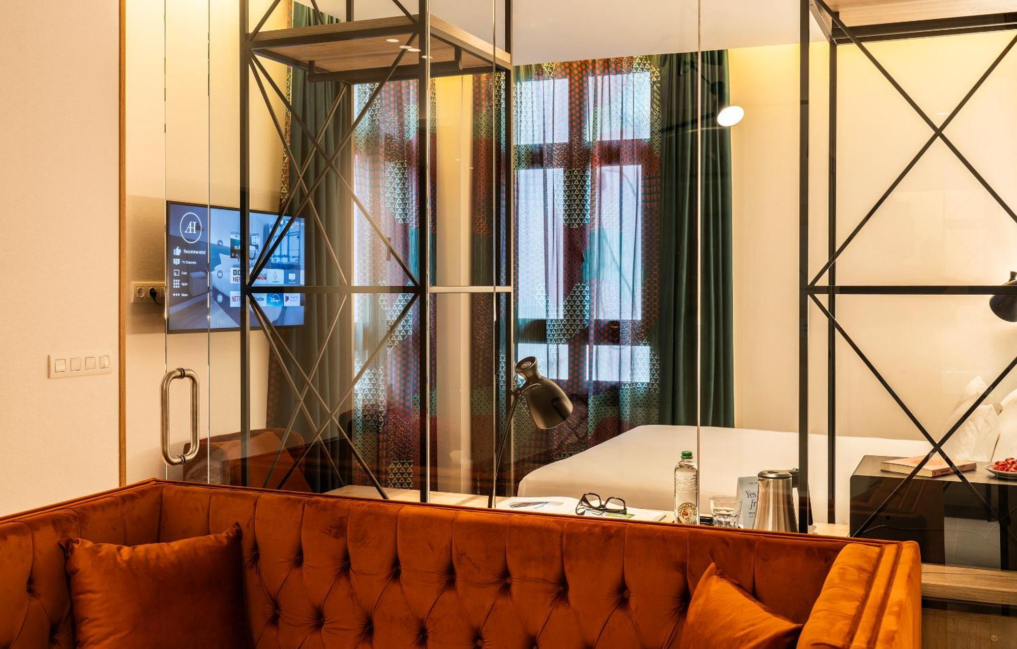 Axel Hotel Bilbao - Adults Only Exterior photo