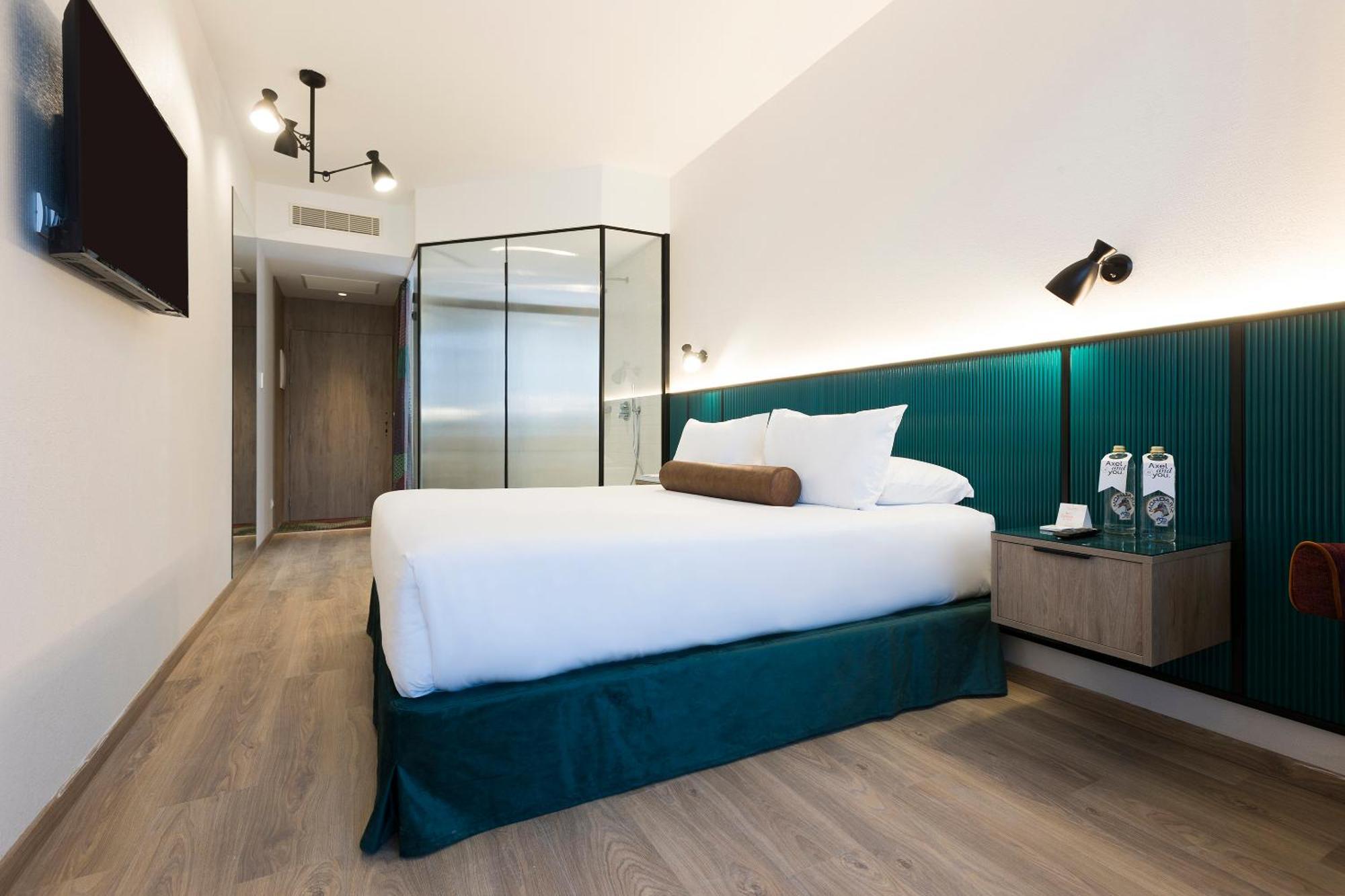 Axel Hotel Bilbao - Adults Only Exterior photo